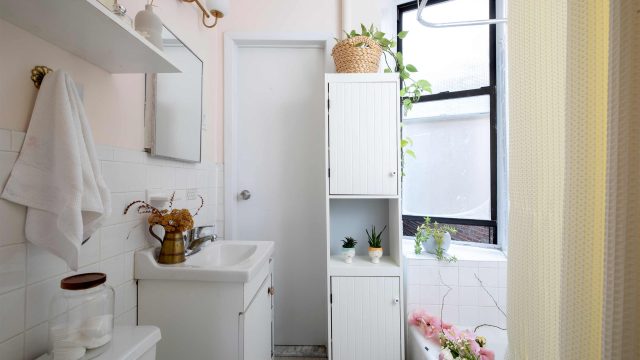Transform Your Bathroom Storage with Everyday Household Items