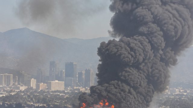Concerns Rise Over Air Quality After Major Warehouse Fire in LA